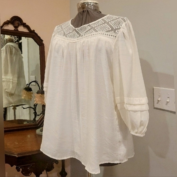 Siren Lily Tops - NWT 2X White Sheer Shoulder Blouse